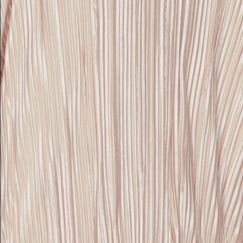 ONLY L LEFT! Crinkle Fabric V-Plunge Bodysuit - Picture 2 of 6